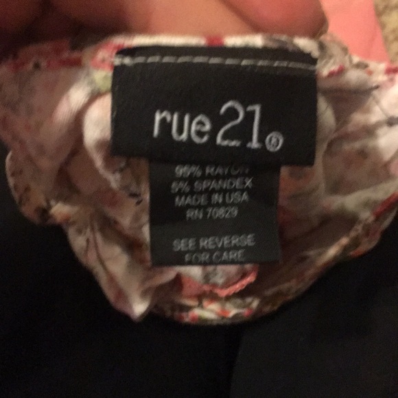 Tank top - Picture 2 of 2